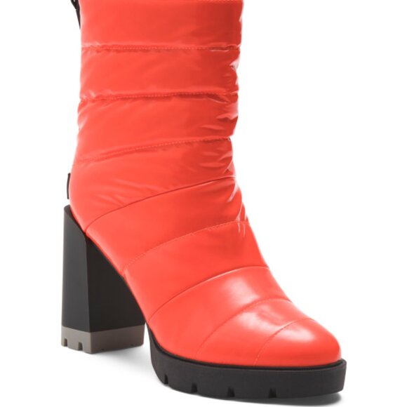 NEW NATURALIZER Crosswalk Booties with  leg warmers in  Poppy Red 1225 6t3 - Picture 13 of 13